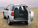 Toyota RAV4 3-Door 2003 года (UK)
